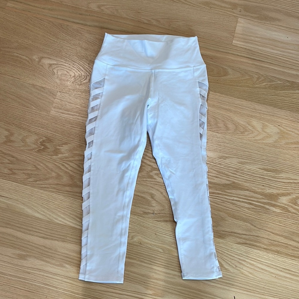 Alo Size M Leggings
